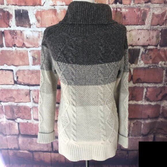 BCBG Maxarzia Cowl Neck Wool Sweater - XS - Picture 5 of 12